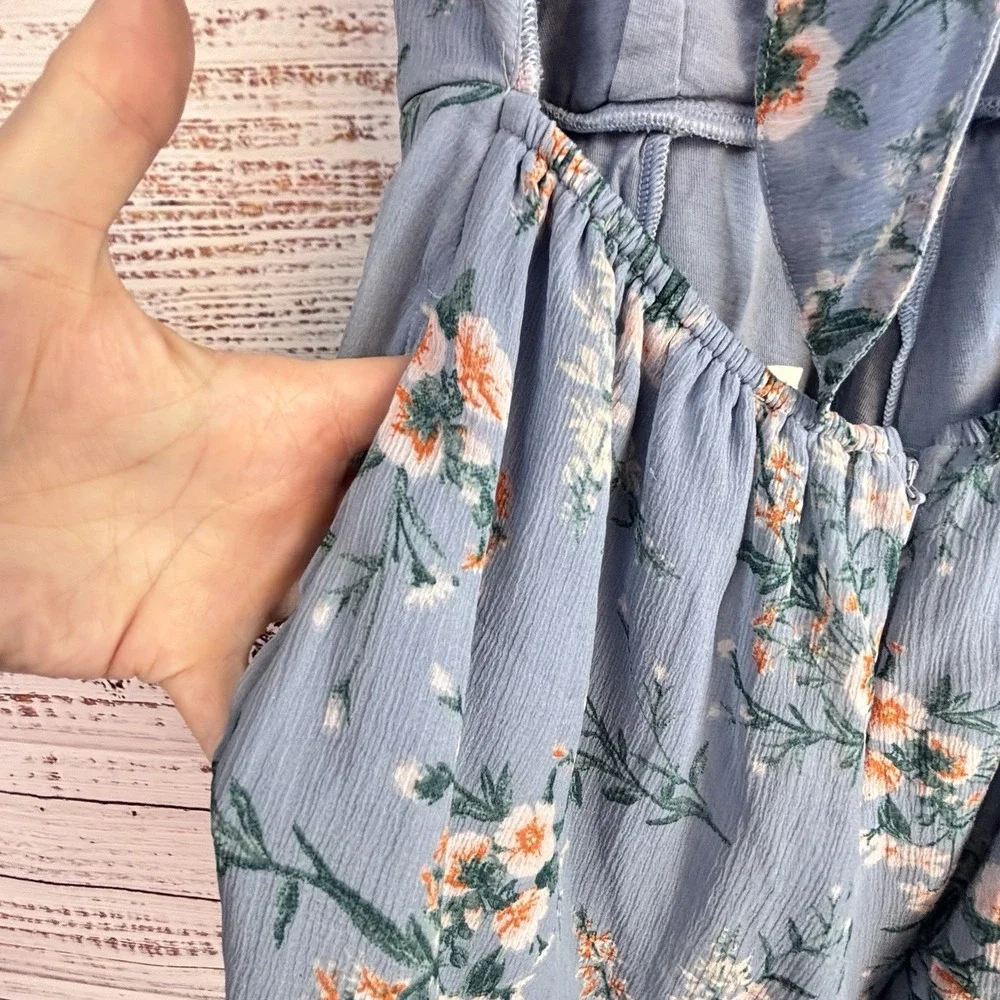 American Eagle Chiffon Romper M Blue Floral Feminine Romantic Open Back Cottage